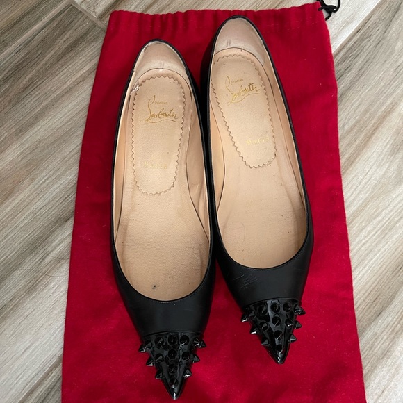 Louboutin pointed toe flats - Picture 3 of 4